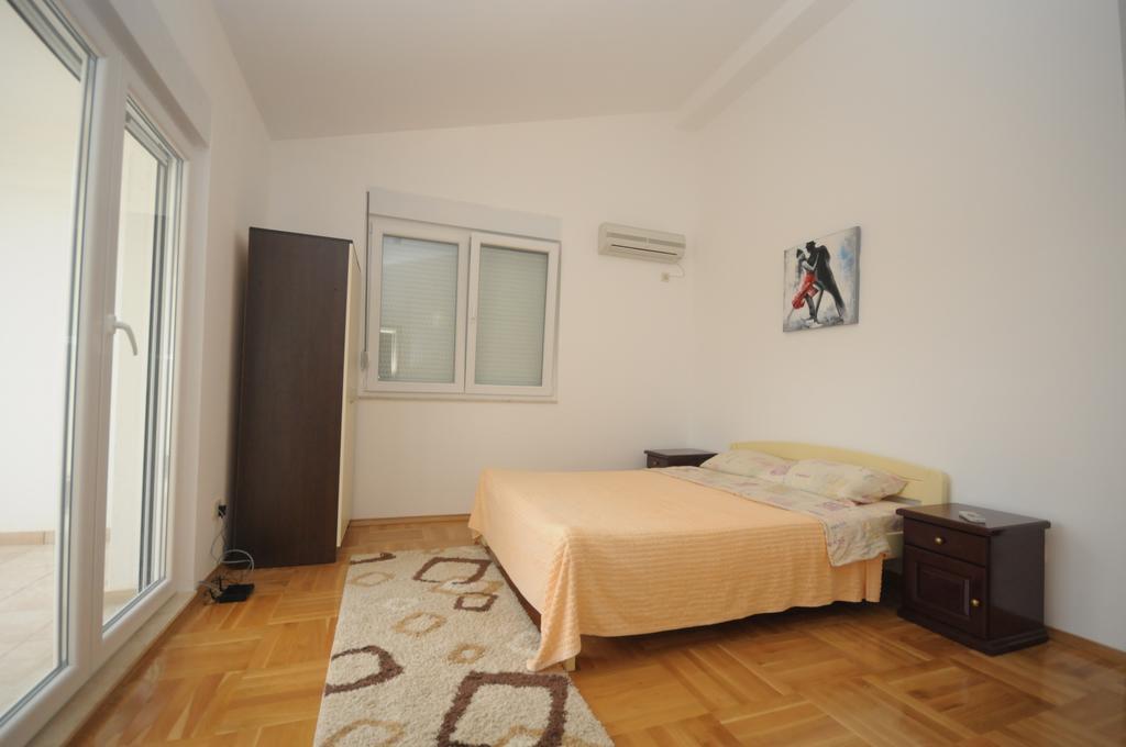 Apartments Villa Simonovic Petrovac Bagian luar foto