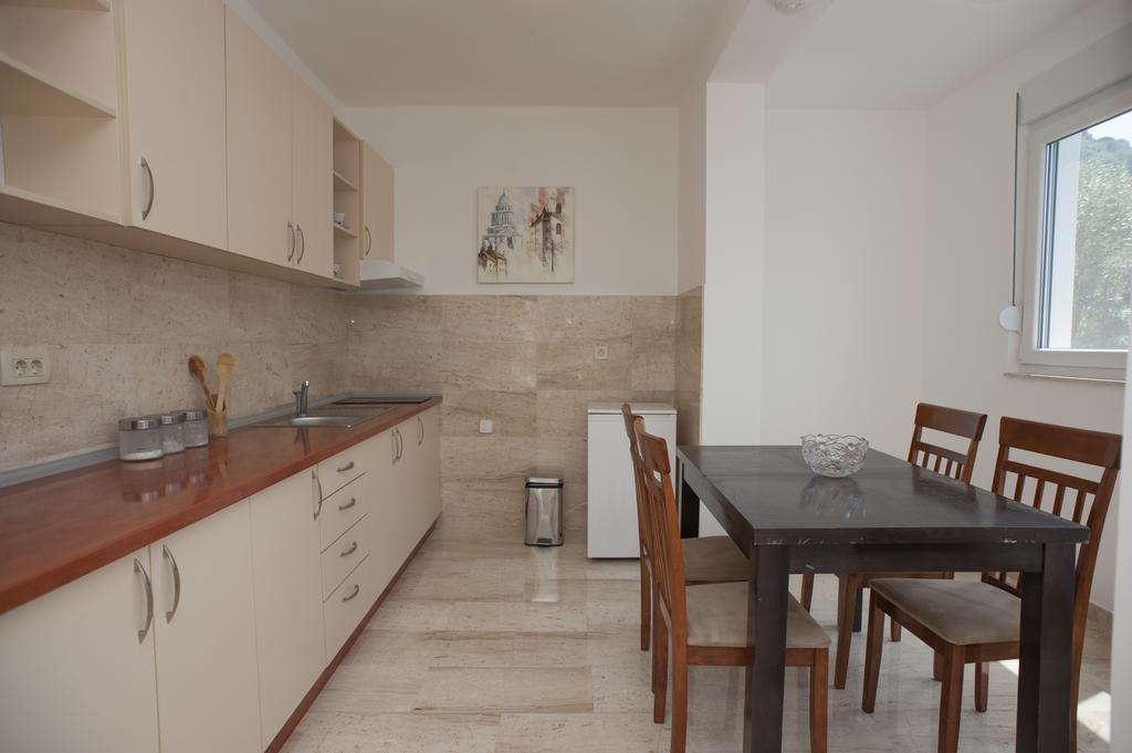 Apartments Villa Simonovic Petrovac Bagian luar foto