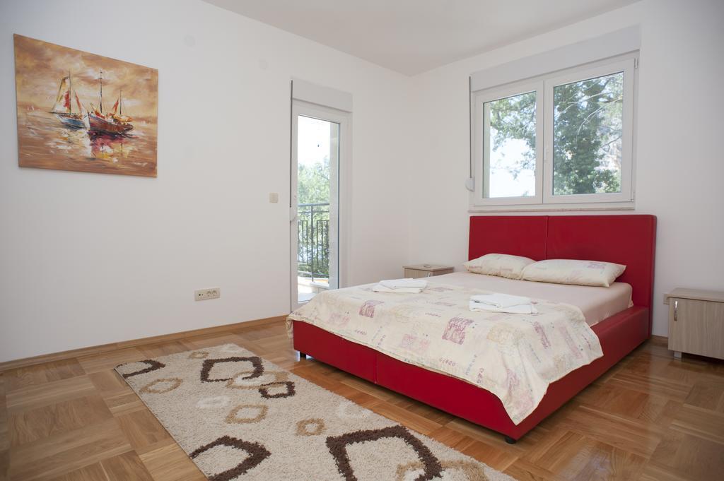 Apartments Villa Simonovic Petrovac Bagian luar foto