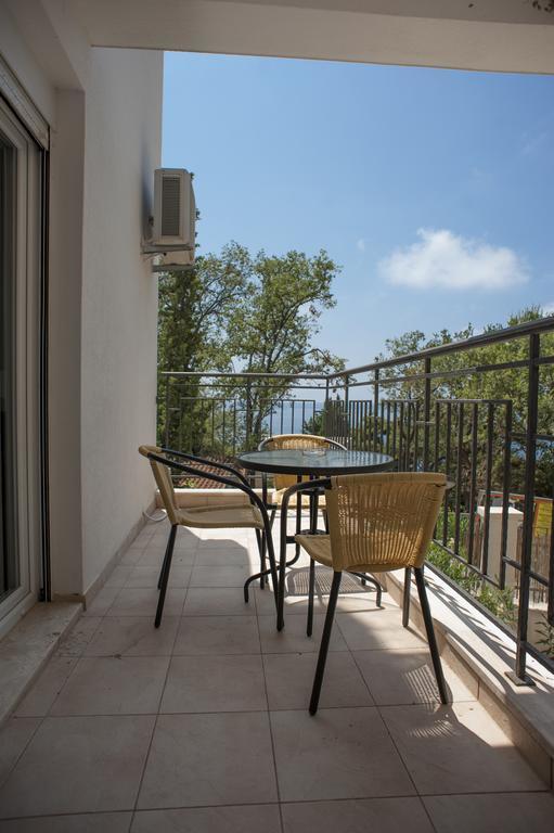 Apartments Villa Simonovic Petrovac Bagian luar foto