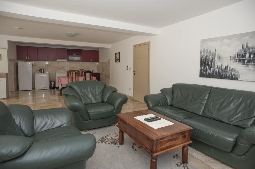Apartments Villa Simonovic Petrovac Bagian luar foto