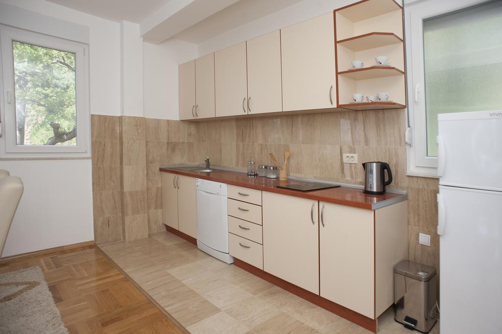 Apartments Villa Simonovic Petrovac Bagian luar foto