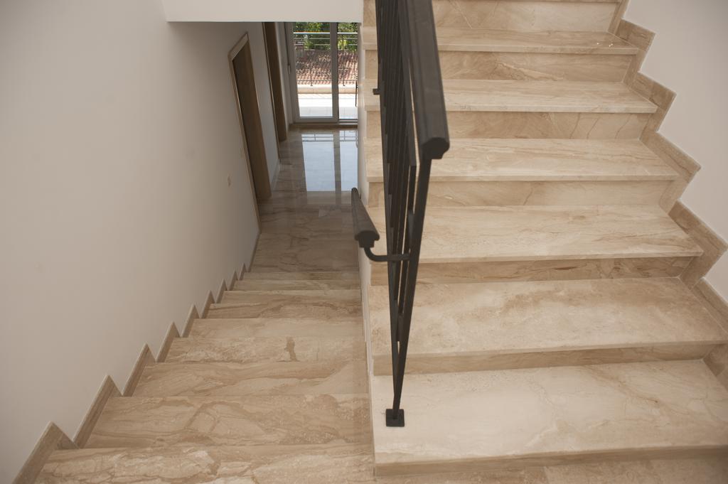 Apartments Villa Simonovic Petrovac Bagian luar foto