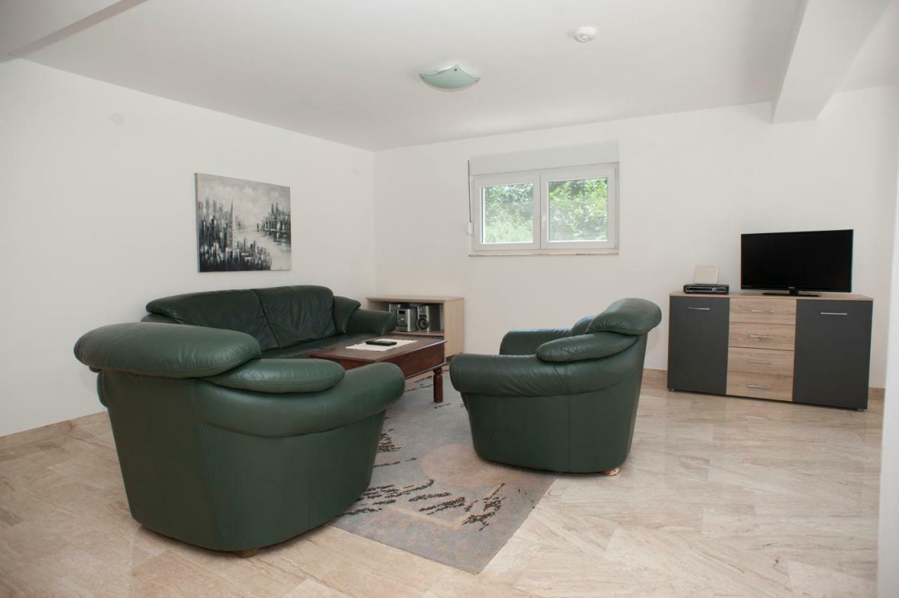 Apartments Villa Simonovic Petrovac Bagian luar foto