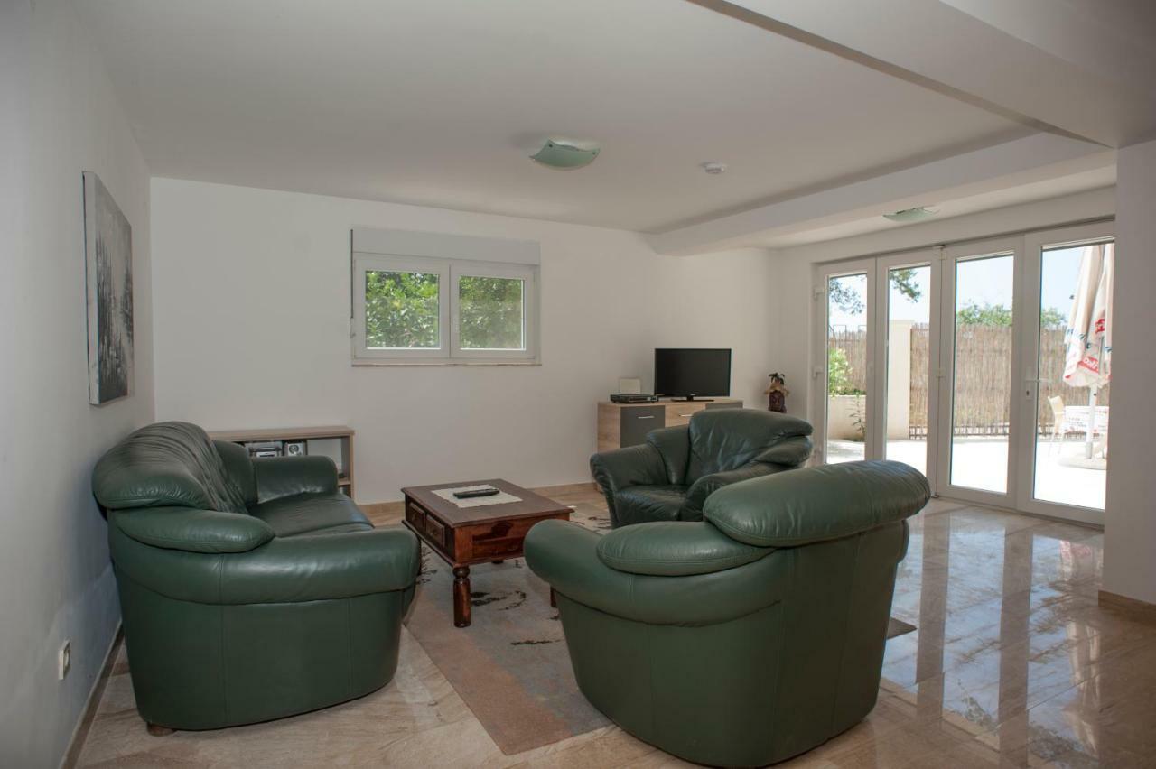 Apartments Villa Simonovic Petrovac Bagian luar foto