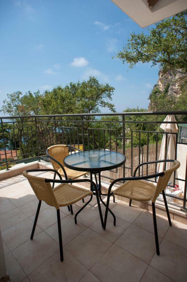 Apartments Villa Simonovic Petrovac Bagian luar foto